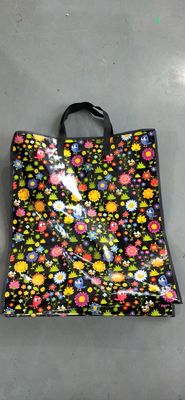 Saco de compras em papel laminado impresso de design colorido reciclável
